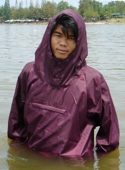 anorak with well fitting hood